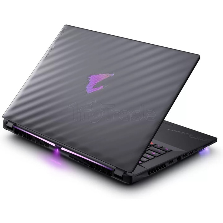 PC portable Gigabyte Aorus Master 18 AM8 BZH (18") | Ordiland